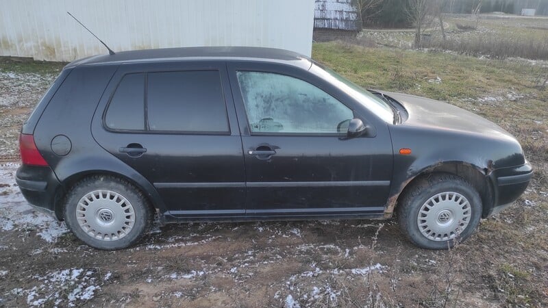 Nuotrauka 5 - Volkswagen Golf 2000 m Hečbekas