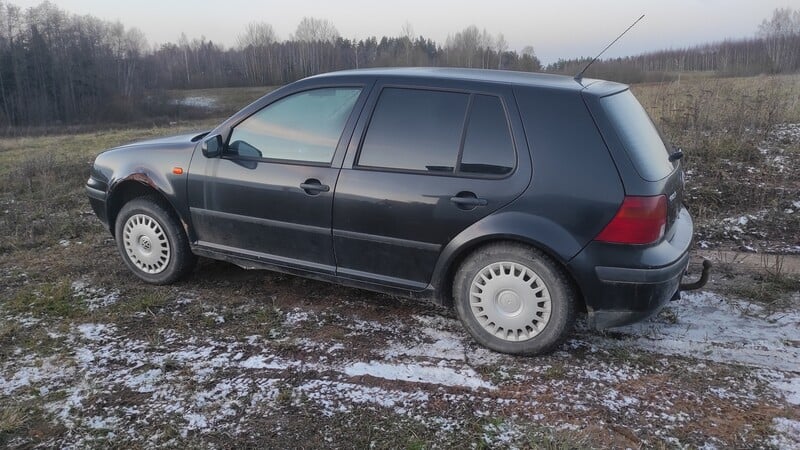 Nuotrauka 6 - Volkswagen Golf 2000 m Hečbekas