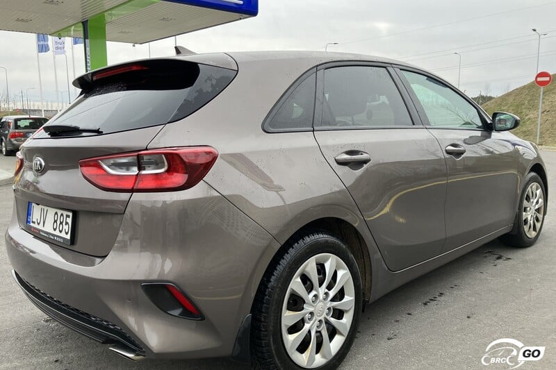 Photo 6 - Kia Cee'd 2020 y Hatchback