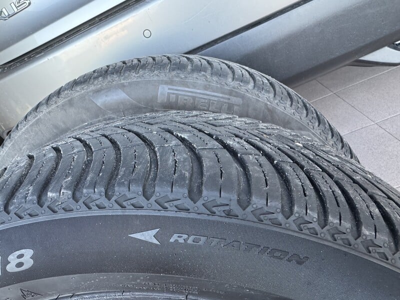 Photo 2 - Pirelli Cinturato All Season R18 winter tyres passanger car