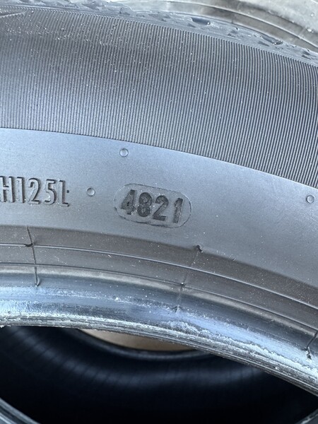 Photo 3 - Pirelli Cinturato All Season R18 winter tyres passanger car