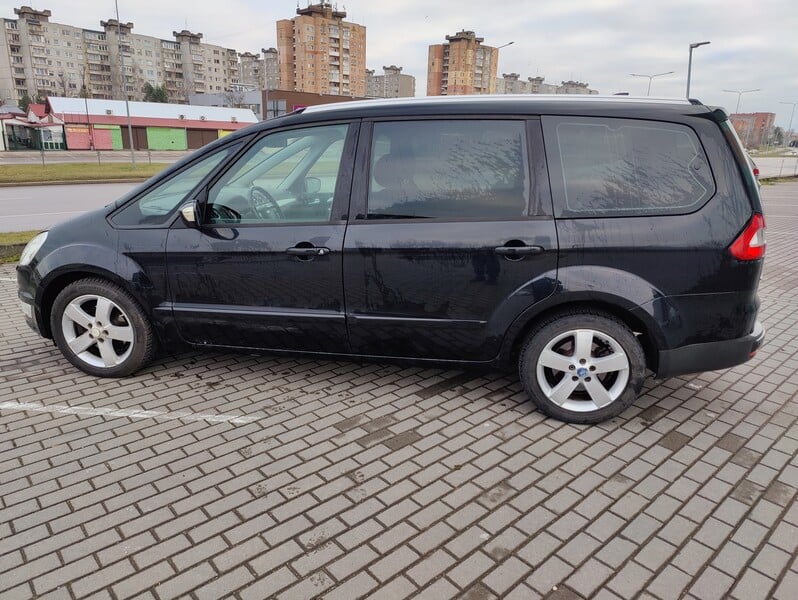 Photo 4 - Ford Galaxy 2013 y Van