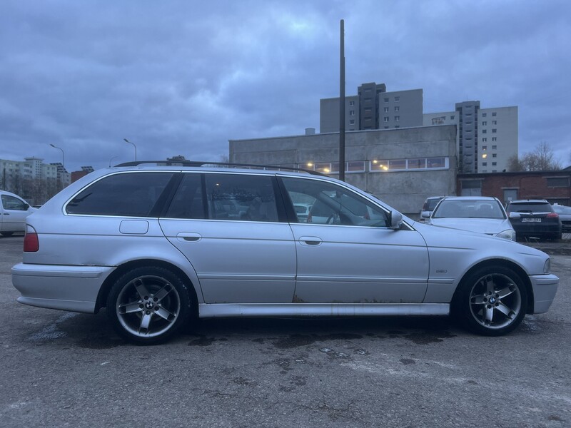 Photo 6 - Bmw 530 2001 y Wagon