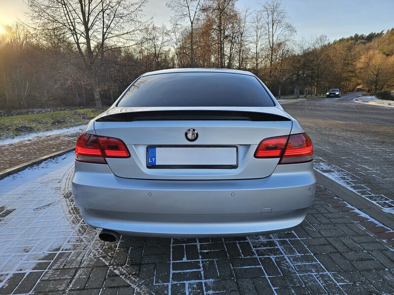 Photo 6 - Bmw 320 E92 Coupe 2008 y