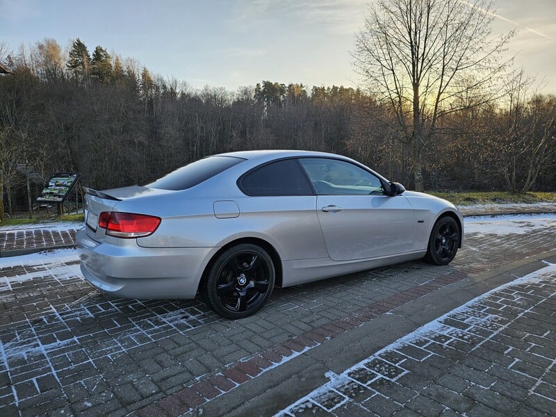 Photo 8 - Bmw 320 E92 Coupe 2008 y