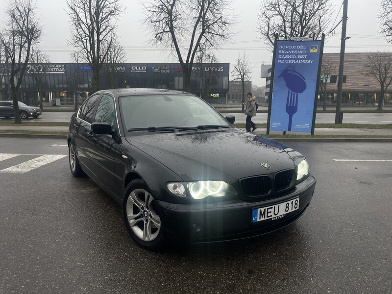 Photo 2 - Bmw 318 2005 y Sedan