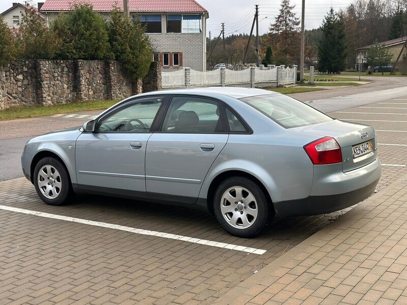 Photo 5 - Audi A4 2001 y Sedan