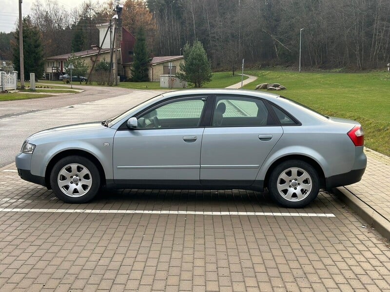 Photo 7 - Audi A4 2001 y Sedan