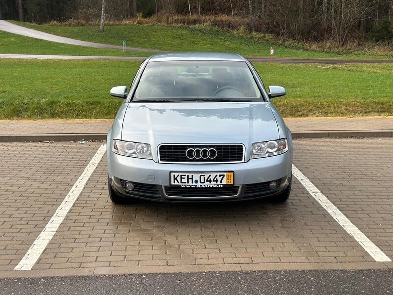 Photo 1 - Audi A4 2001 y Sedan