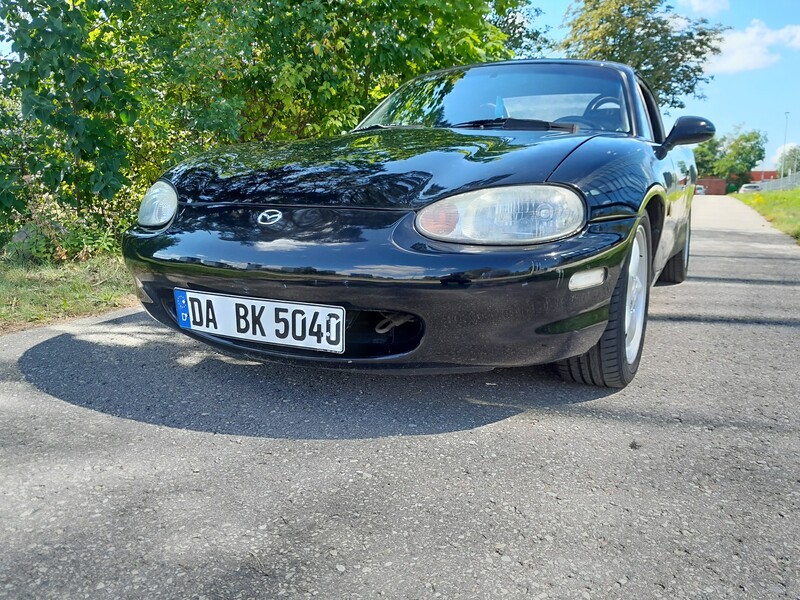 Photo 11 - Mazda MX-5 1999 y Convertible