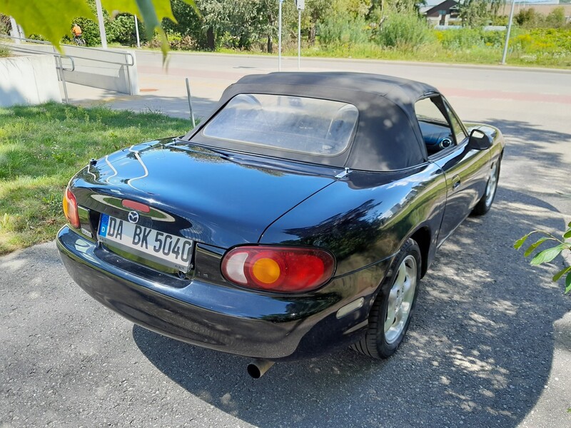 Photo 17 - Mazda MX-5 1999 y Convertible