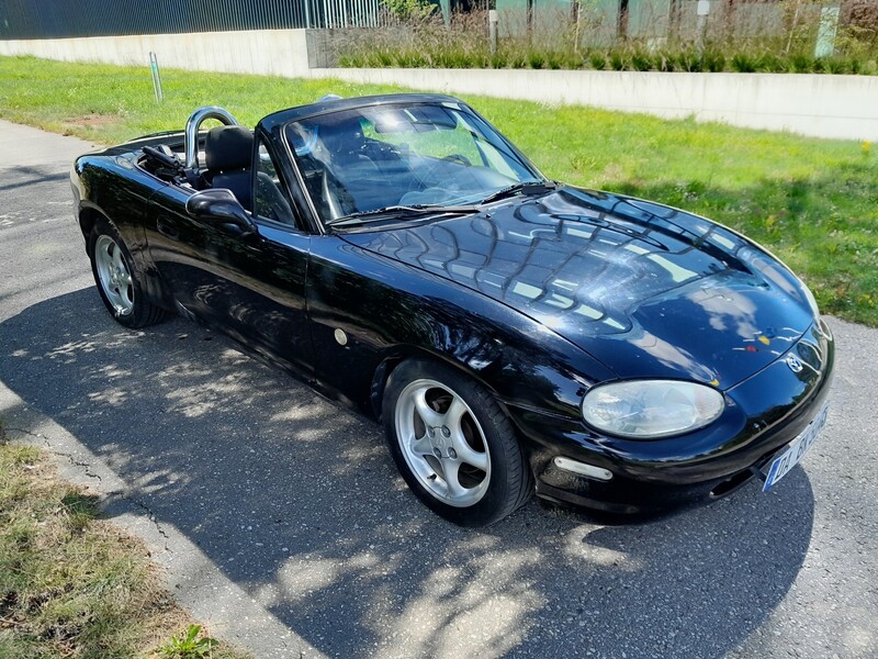 Photo 19 - Mazda MX-5 1999 y Convertible