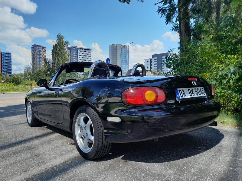 Photo 21 - Mazda MX-5 1999 y Convertible