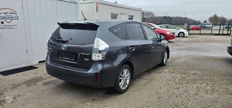 Photo 4 - Toyota Prius+ 2013 y Van