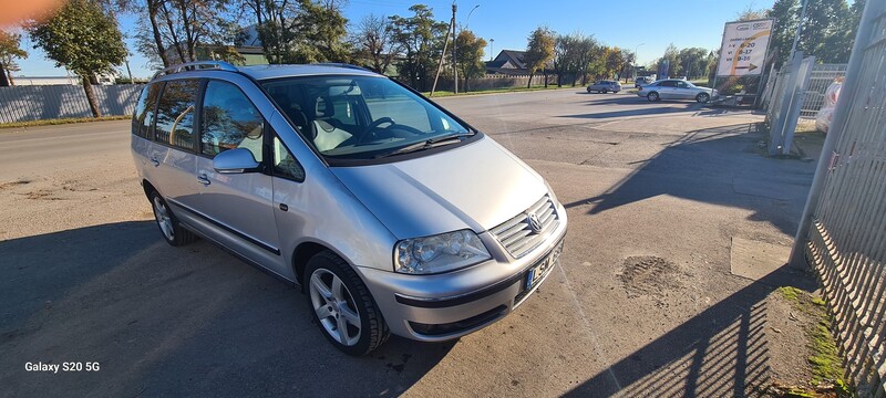 Photo 2 - Volkswagen Sharan 2006 y Van