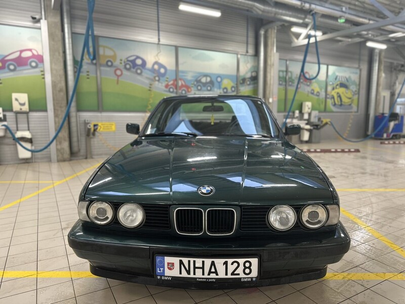 Photo 2 - Bmw 520 1992 y Sedan