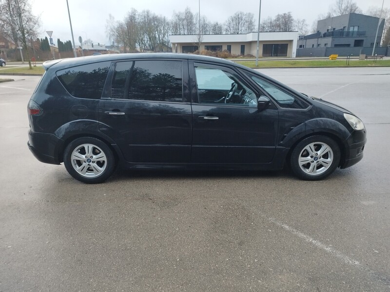 Photo 13 - Ford S-Max 2009 y Van