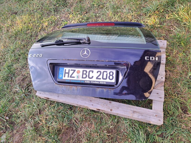 Photo 13 - Mercedes-Benz C 220 S203 2005 y parts