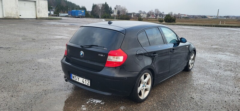 Photo 4 - Bmw 116 2006 y Hatchback