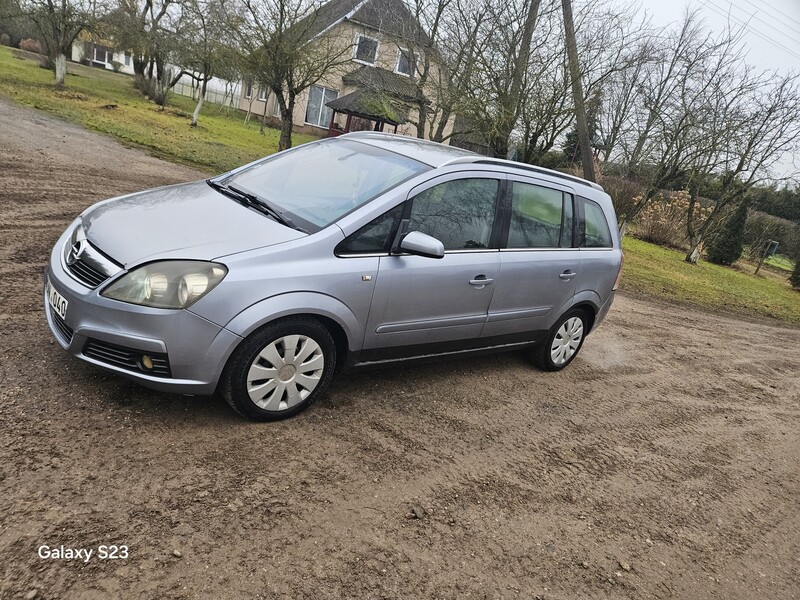 Фотография 3 - Opel Zafira 2007 г Универсал