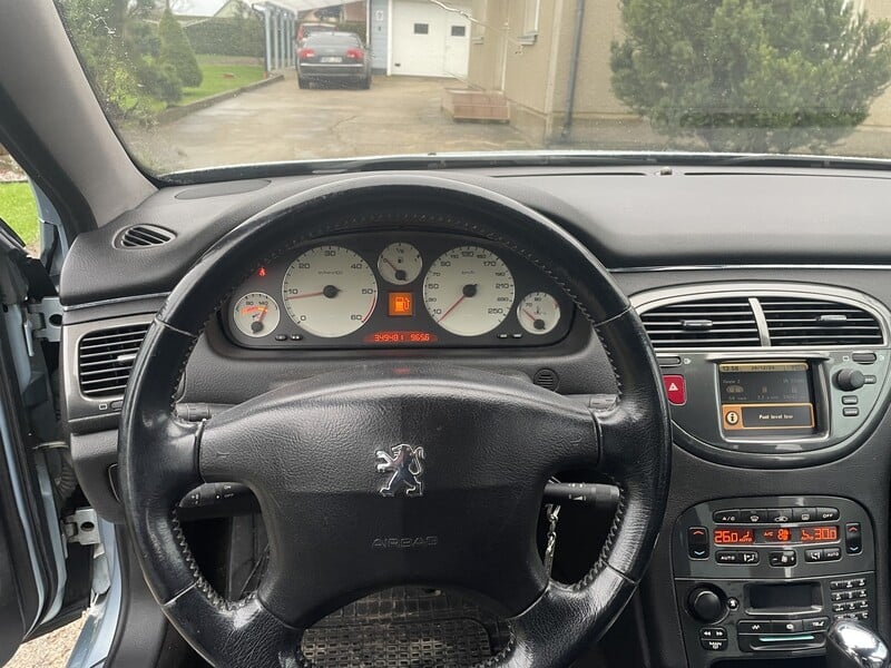 Photo 1 - Peugeot 607 2003 y Sedan