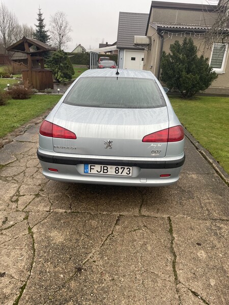 Photo 6 - Peugeot 607 2003 y Sedan