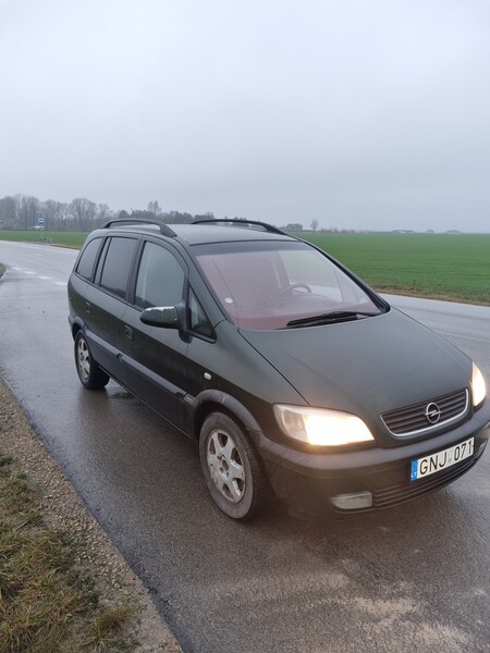 Photo 2 - Opel Zafira 2001 y Hatchback