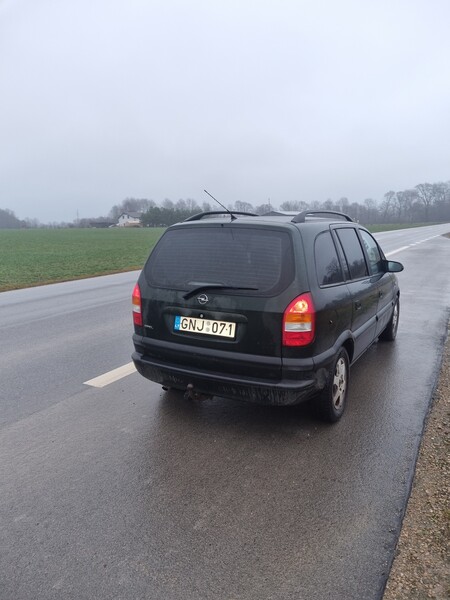 Photo 3 - Opel Zafira 2001 y Hatchback