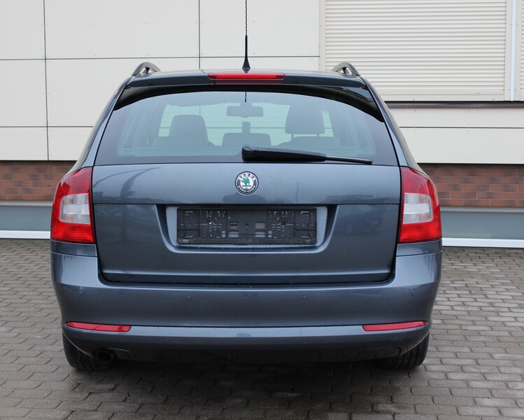 Фотография 8 - Skoda Octavia 2009 г Универсал