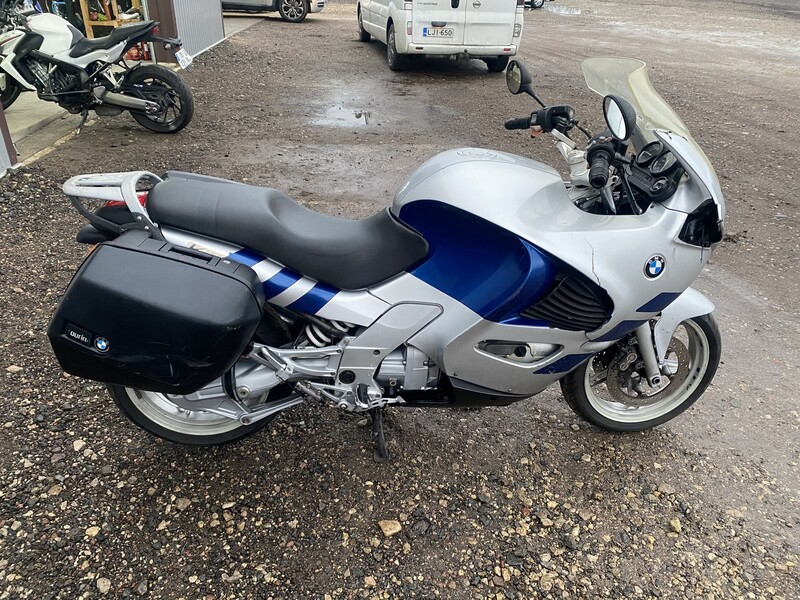 Photo 2 - BMW K 2000 y Touring / Sport Touring motorcycle