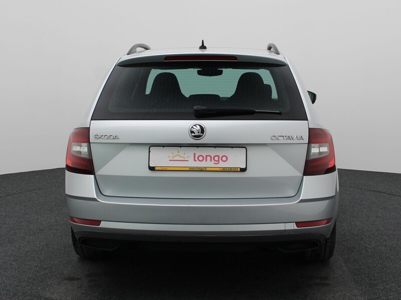 Photo 5 - Skoda Octavia 2020 y Wagon