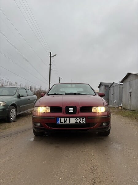 Nuotrauka 1 - Seat Toledo 1999 m Sedanas