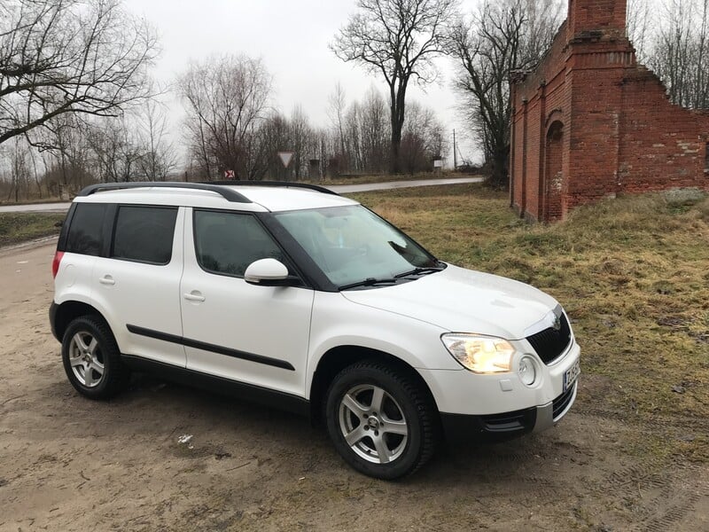 Фотография 1 - Skoda Yeti 2012 г Внедорожник / Кроссовер