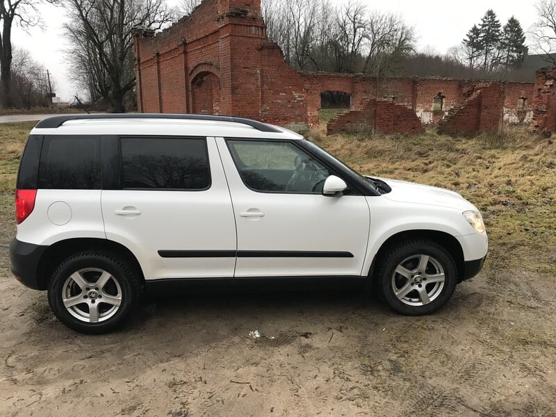 Фотография 2 - Skoda Yeti 2012 г Внедорожник / Кроссовер