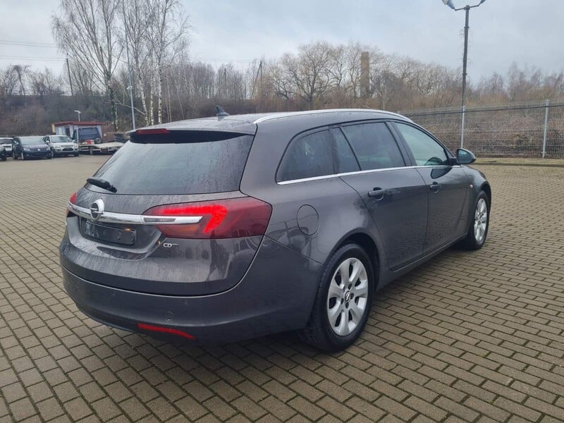 Фотография 4 - Opel Insignia 2015 г Универсал