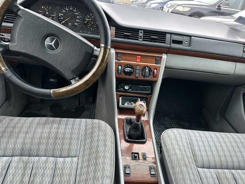 Nuotrauka 7 - Mercedes-Benz 230 1991 m Sedanas