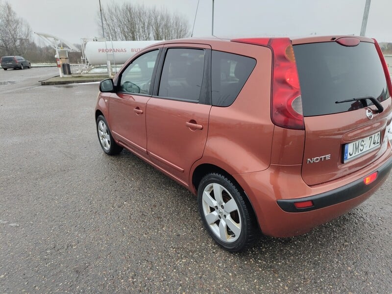 Фотография 6 - Nissan Note 2006 г Хэтчбек