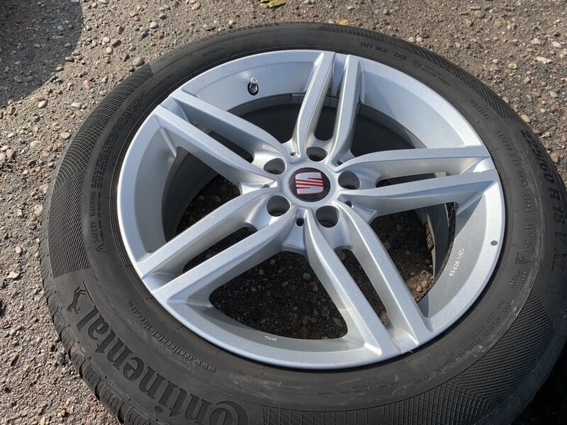 Photo 5 - Seat Siunciam, 8J ET30 light alloy R18 rims