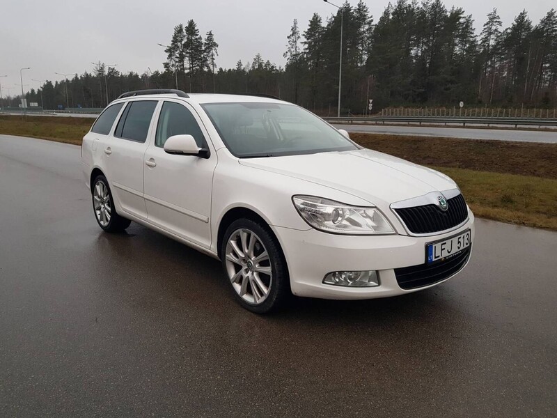 Nuotrauka 2 - Skoda Octavia 2011 m Universalas