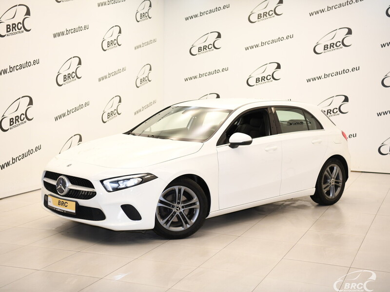 Photo 1 - Mercedes-Benz A 180 2019 y Hatchback