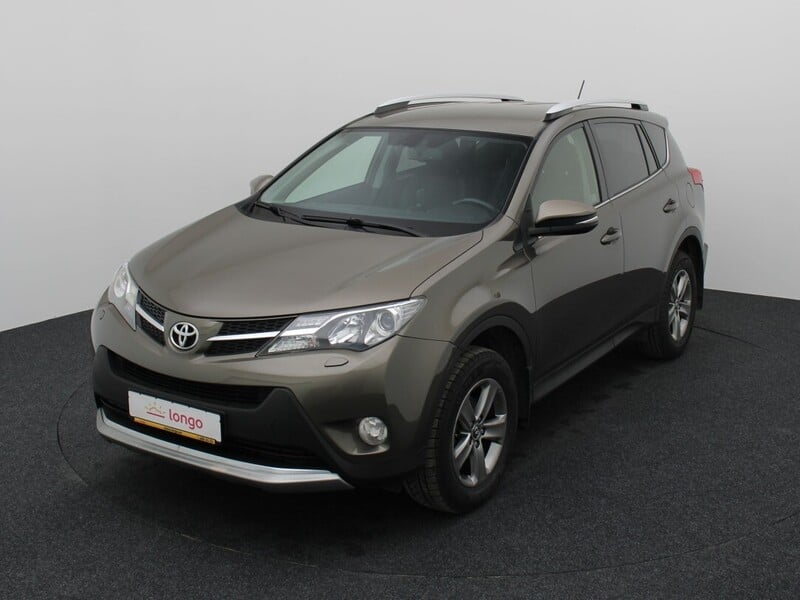 Фотография 1 - Toyota RAV-4 2015 г Внедорожник / Кроссовер