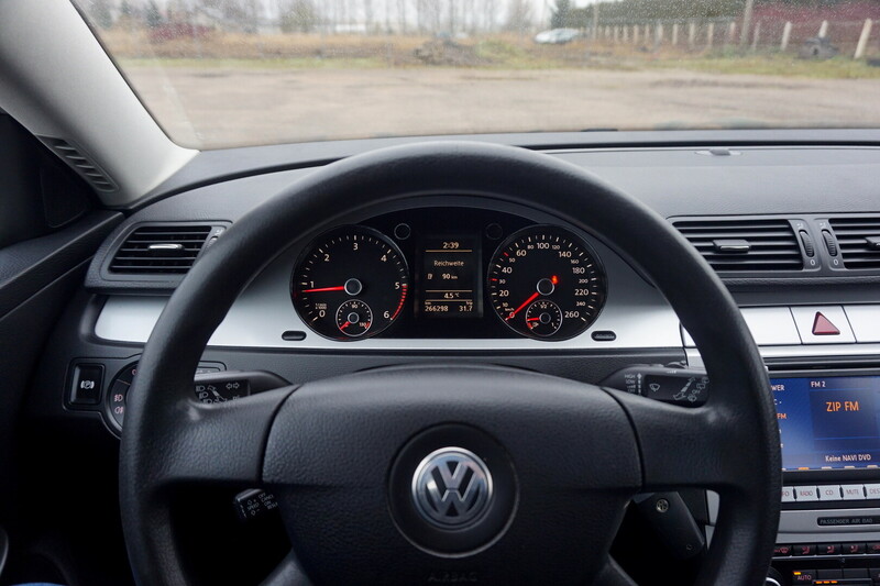 Фотография 23 - Volkswagen Passat TDI 2010 г