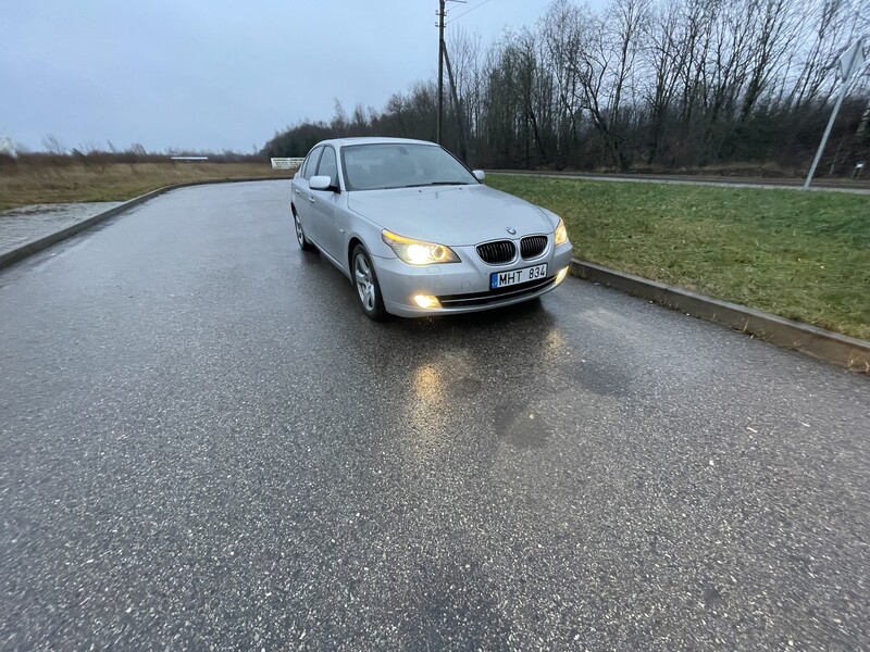 Photo 5 - Bmw 525 2009 y Sedan