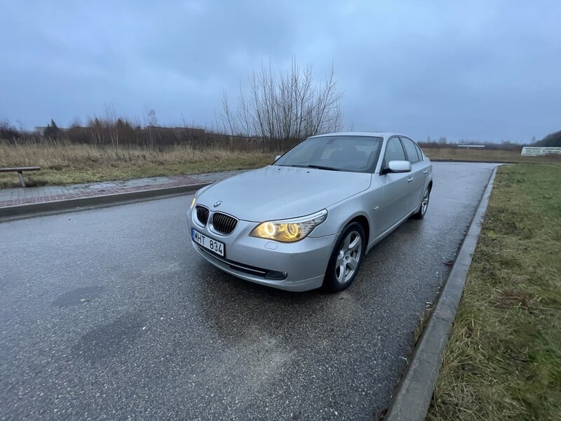 Photo 1 - Bmw 525 2009 y Sedan