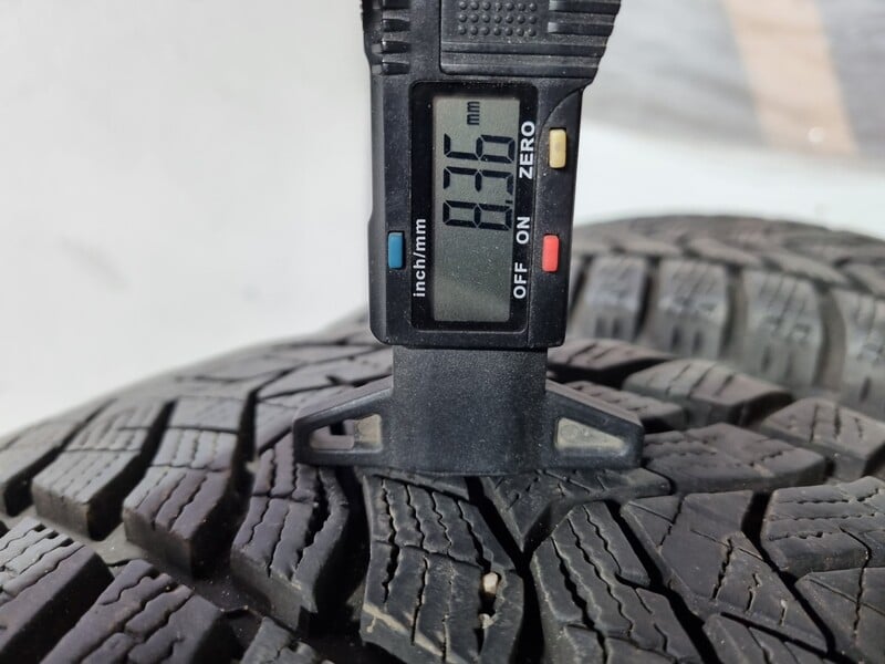 Фотография 9 - Dunlop 7-8mm, 2021m R18 зимние шины для автомобилей