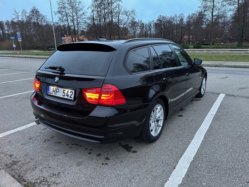 Фотография 6 - Bmw 318 2011 г Универсал