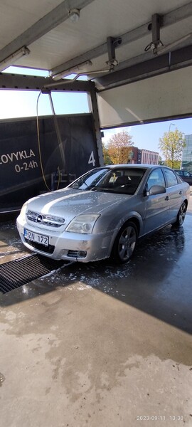 Photo 1 - Opel Vectra 2005 y Sedan