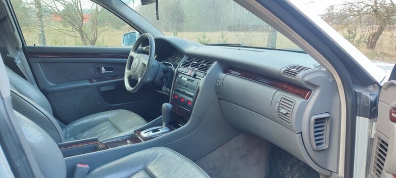 Photo 8 - Audi A8 2000 y Sedan