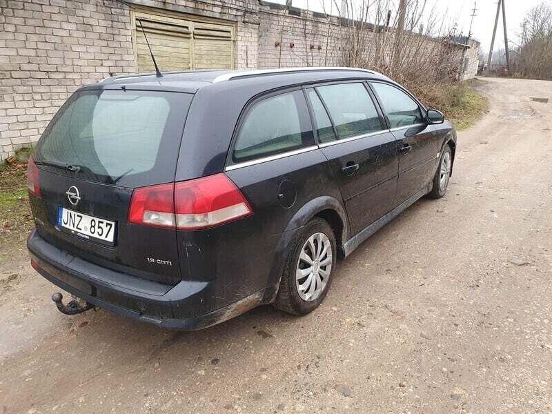 Фотография 8 - Opel Vectra 2004 г Универсал