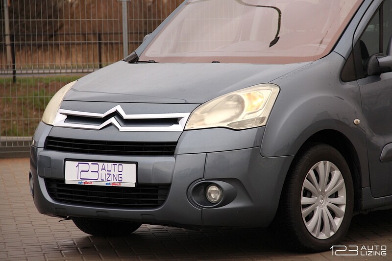 Photo 2 - Citroen Berlingo 2008 y Van